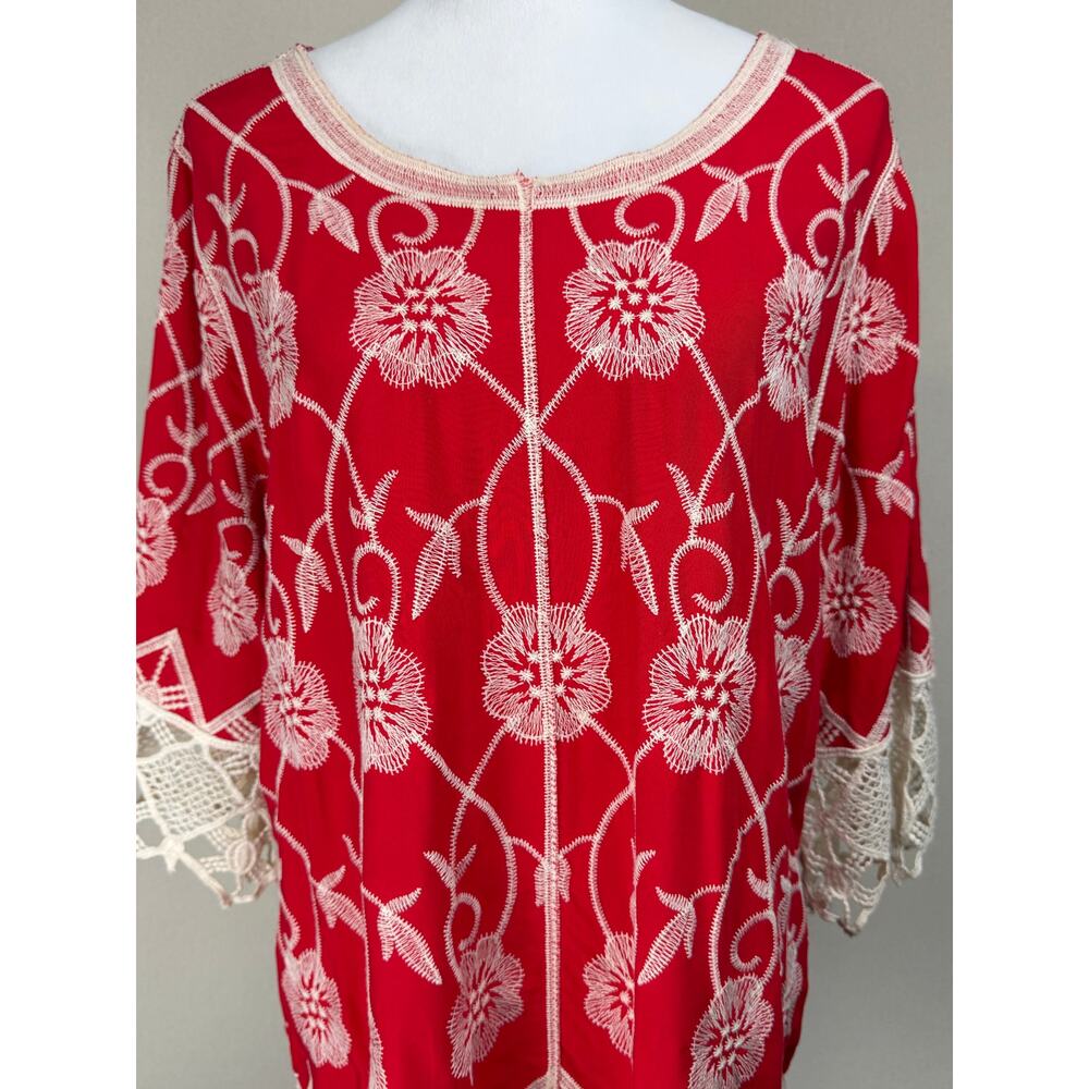 EST. 1946 Women's Red with White Embroidered Tunic Lace Trim Sz‎ 14/16